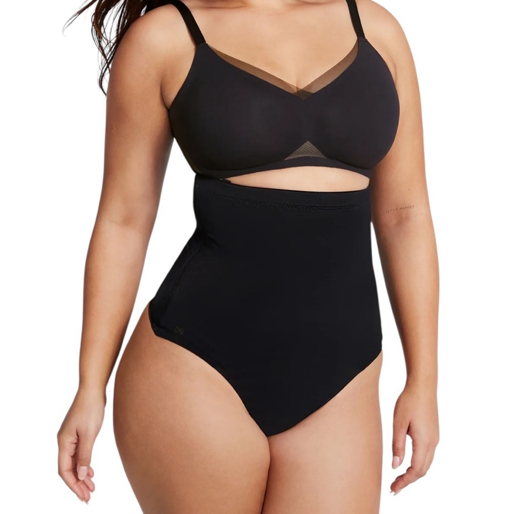 NEW Honeylove SuperPower Thong M Tummy Control Seamless